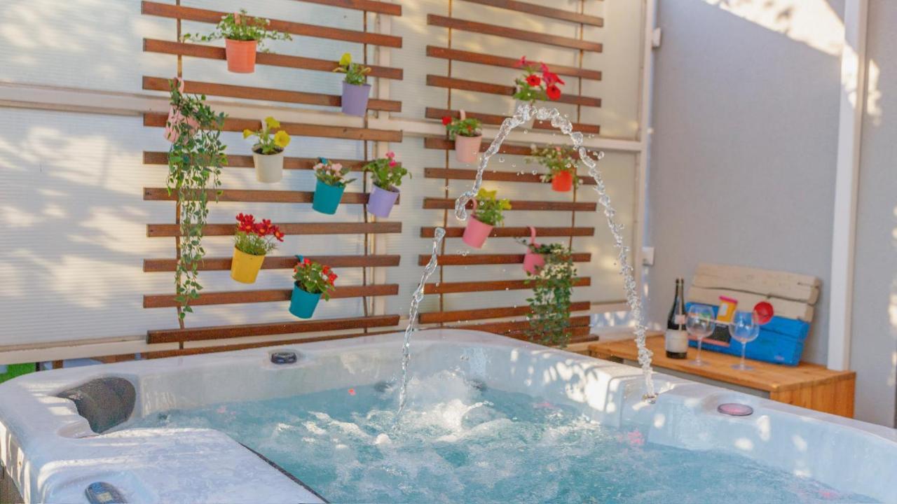 New Delux Green Garden Apartment With Hotube **** Split Luaran gambar