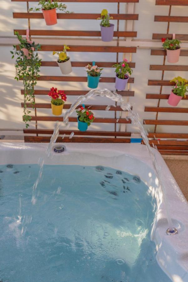New Delux Green Garden Apartment With Hotube **** Split Luaran gambar